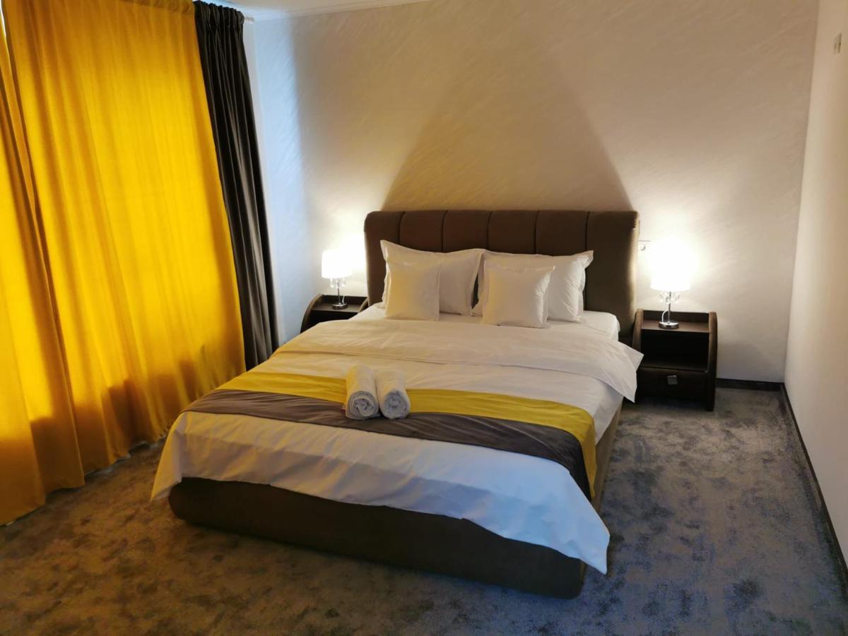 Hotel Casa Sonia Târgu Jiu Esterno foto