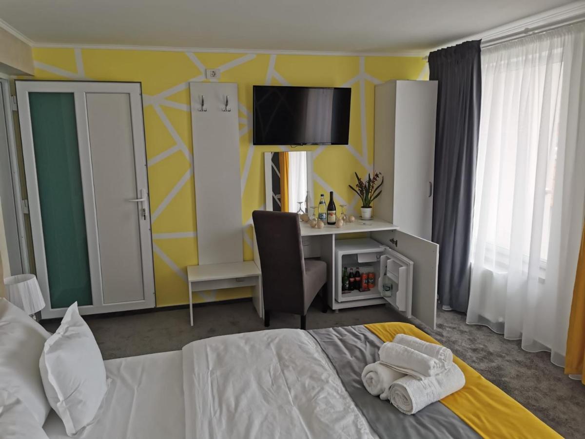 Hotel Casa Sonia Târgu Jiu Esterno foto